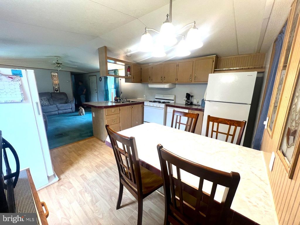 Image 5 of property listing at 14526 WILLEY AVE, Eden, MD 21822