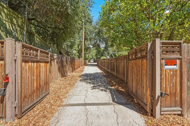 467 E Sacramento Street, Altadena, CA 91001