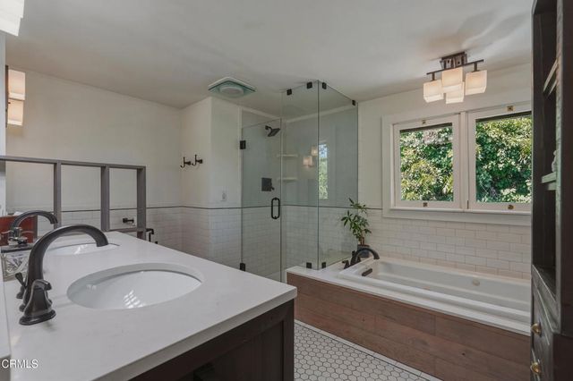 467 E Sacramento Street, Altadena, CA 91001