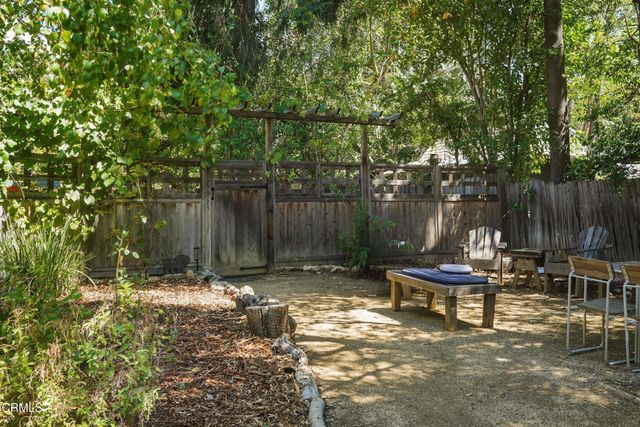 467 E Sacramento Street, Altadena, CA 91001