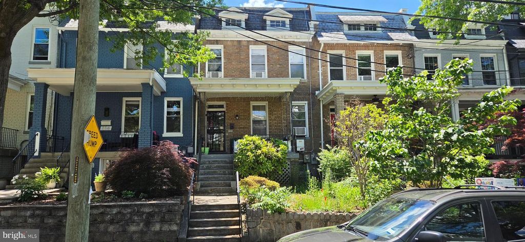 718 VARNUM STREET, NW VARNUM ST NW, Washington, DC 20011