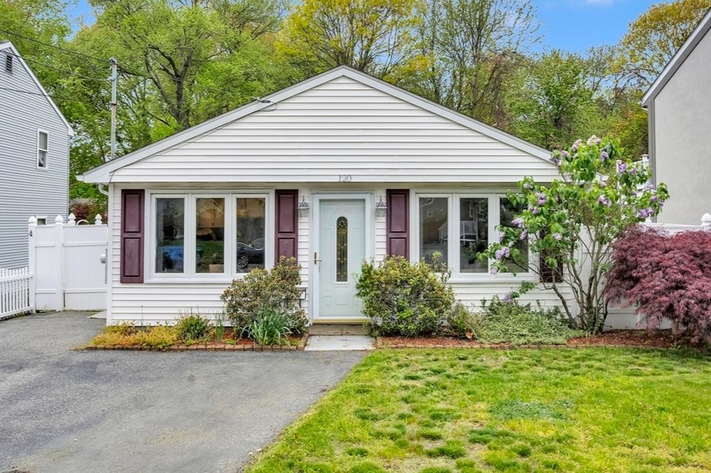 120 Hobson Avenue, East Providence, RI 02914
