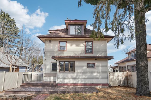 1036 Magnolia Avenue E, Saint Paul, MN 55106