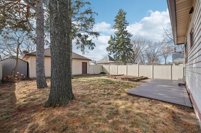 1036 Magnolia Avenue E, Saint Paul, MN 55106