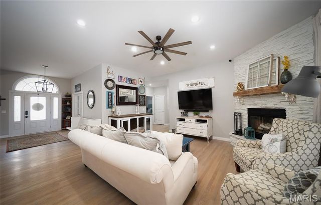 11105 County Road 3030, Rolla, MO 65401