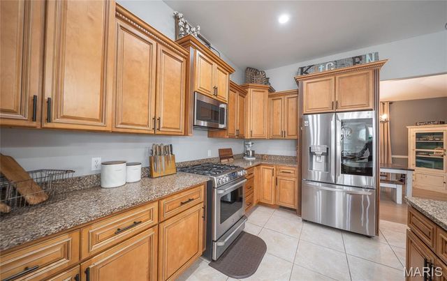 11105 County Road 3030, Rolla, MO 65401