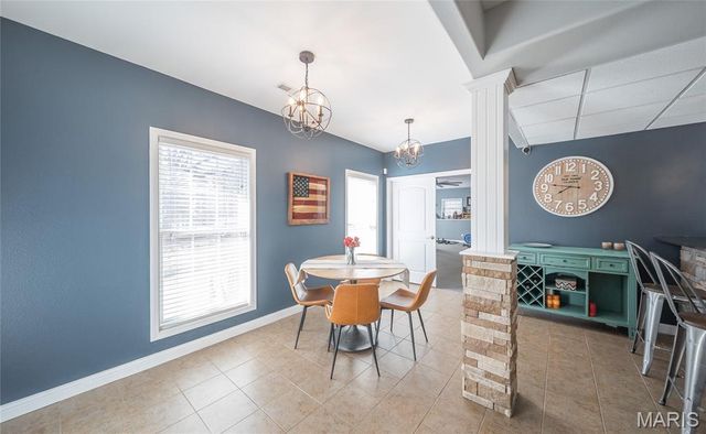 11105 County Road 3030, Rolla, MO 65401