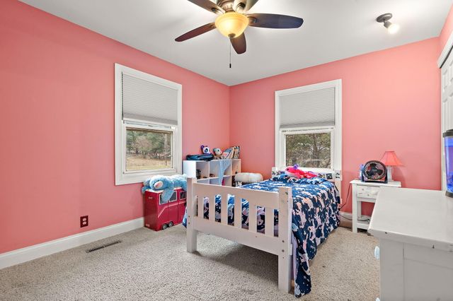 296 S 150 E, Valparaiso, IN 46383