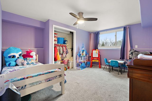 296 S 150 E, Valparaiso, IN 46383