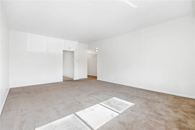 307 S DITHRIDGE 011, Oakland, PA 15213