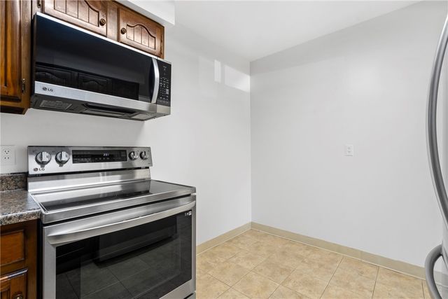 307 S DITHRIDGE 011, Oakland, PA 15213