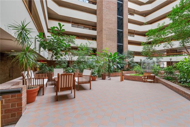 307 S DITHRIDGE 011, Oakland, PA 15213