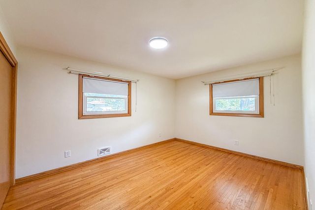2856 Virginia Avenue, Roseville, MN 55113