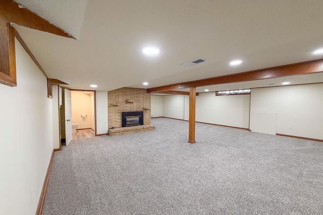 2856 Virginia Avenue, Roseville, MN 55113