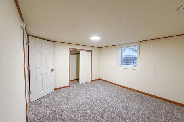 2856 Virginia Avenue, Roseville, MN 55113