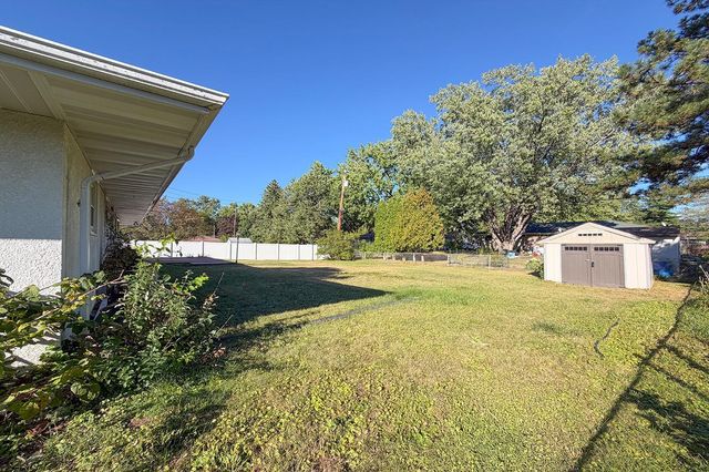 2856 Virginia Avenue, Roseville, MN 55113