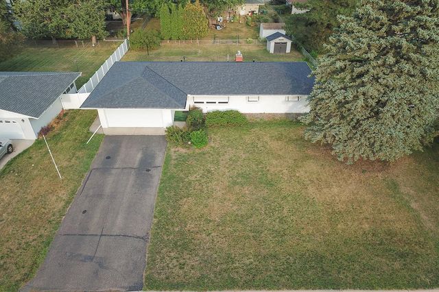 2856 Virginia Avenue, Roseville, MN 55113