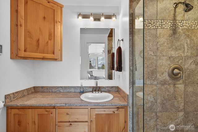 3187 Shoreline Drive, Camano Island, WA 98282