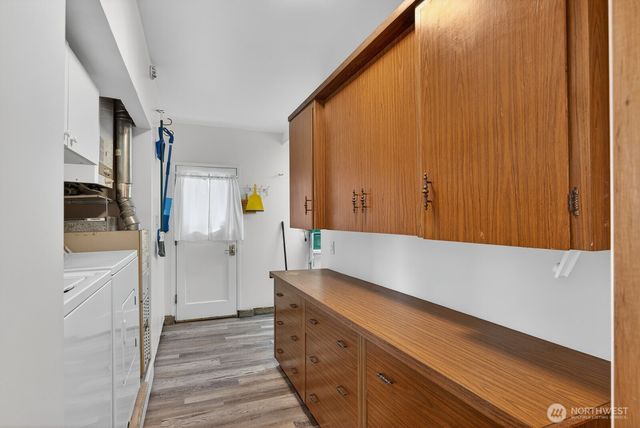 3187 Shoreline Drive, Camano Island, WA 98282