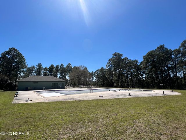 207 Foxkroft Drive, Jackson Springs, NC 27281