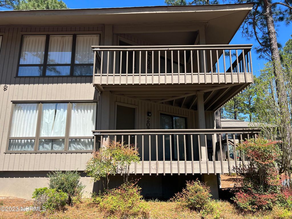 207 Foxkroft Drive, Jackson Springs, NC 27281