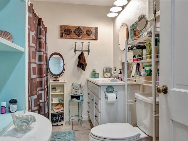 635 Oscar Berry Road, Lufkin, TX 75904