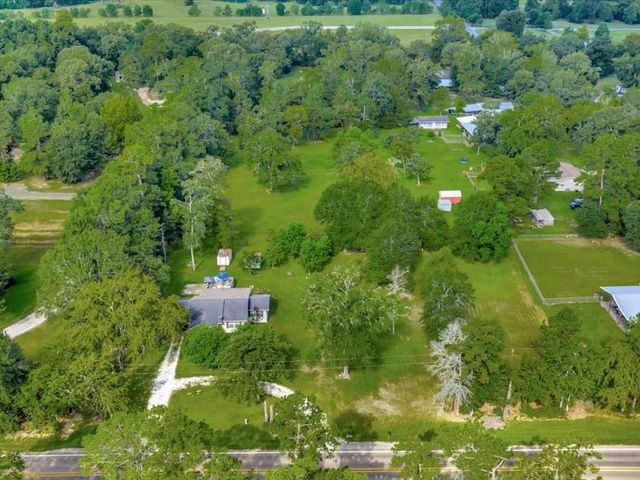 635 Oscar Berry Road, Lufkin, TX 75904