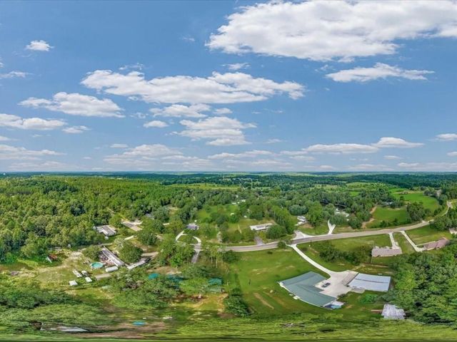 635 Oscar Berry Road, Lufkin, TX 75904