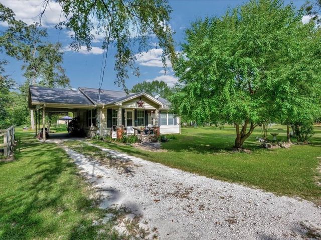 635 Oscar Berry Road, Lufkin, TX 75904