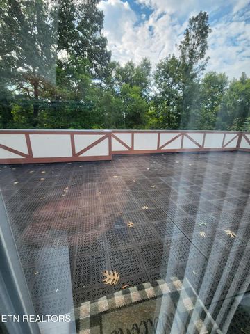 200 E Red Bud Rd, Knoxville, TN 37920