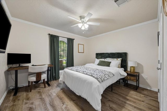 306 Lafayette Lane, League City, TX 77573