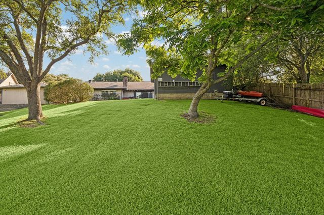 306 Lafayette Lane, League City, TX 77573