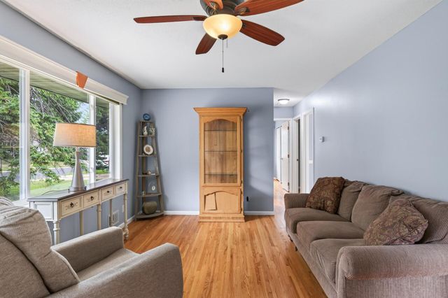 3756 Gettysburg Avenue N, New Hope, MN 55427