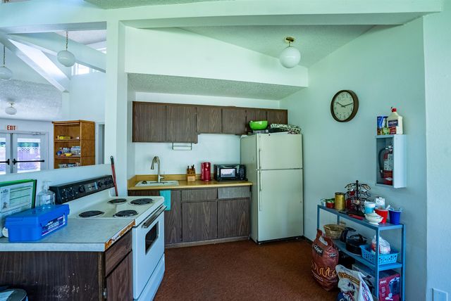 9020 N Country Homes Blvd, Spokane, WA 99218