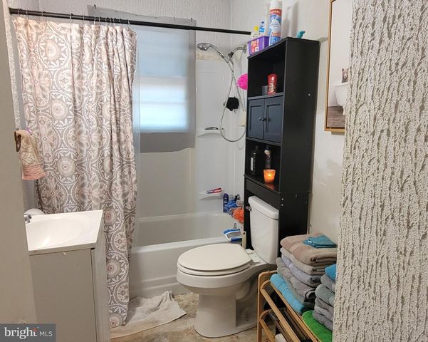 406 IRELAND AVE, Millville, NJ 08332