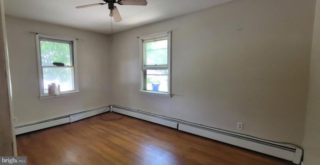 406 IRELAND AVE, Millville, NJ 08332