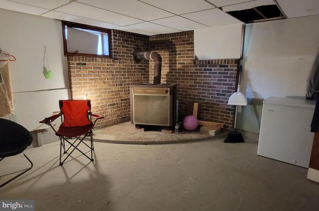 406 IRELAND AVE, Millville, NJ 08332