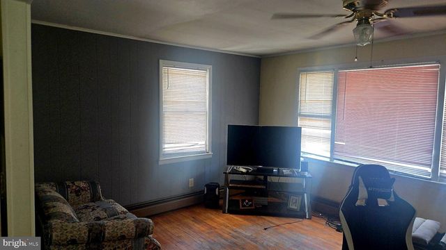 406 IRELAND AVE, Millville, NJ 08332