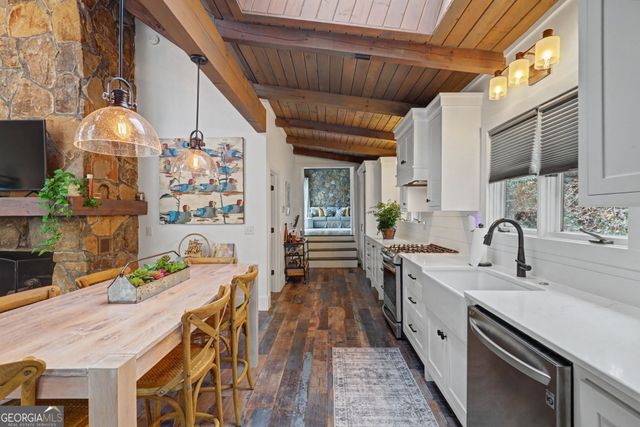 418 Vickers Road, Clayton, GA 30525