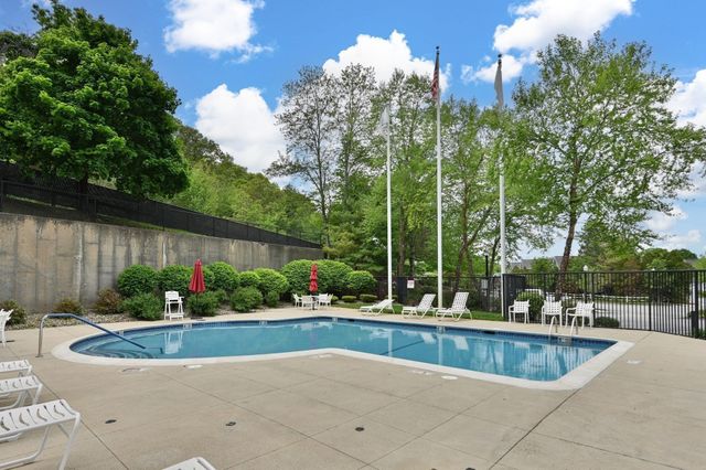 38 Village Rd 515, Middleton, MA 01949