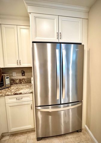 38 Village Rd 515, Middleton, MA 01949