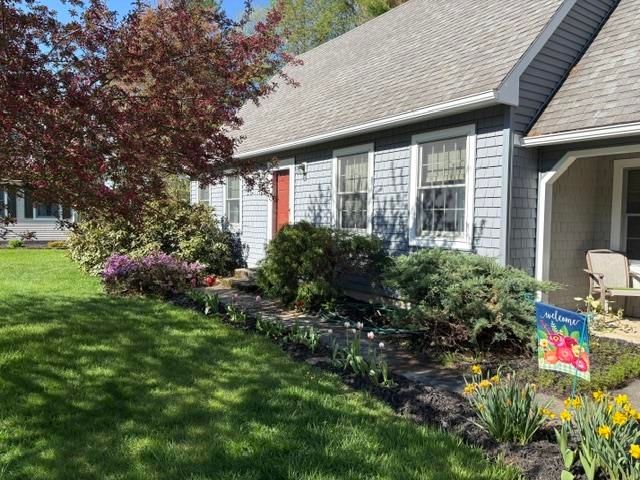 69 Greenfield Road, Essex Junction, VT 05452