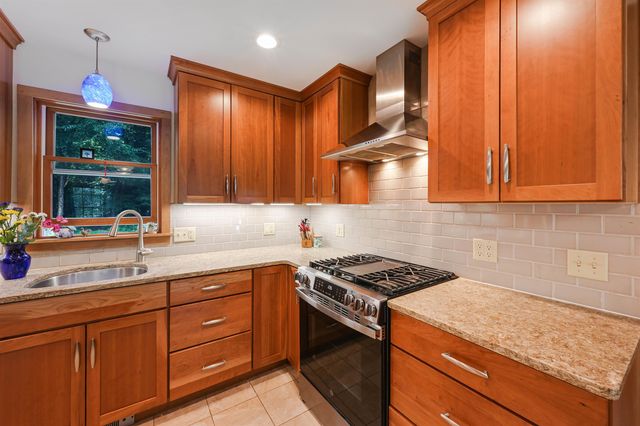 69 Greenfield Road, Essex Junction, VT 05452