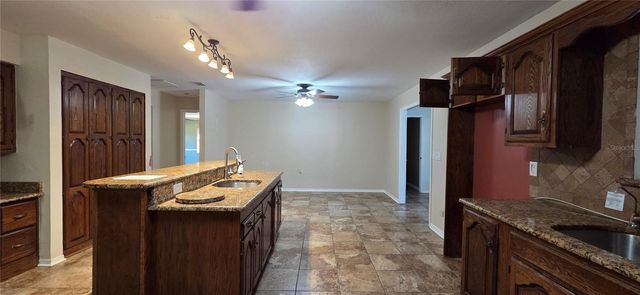 1702 S MILLER ROAD, Valrico, FL 33594