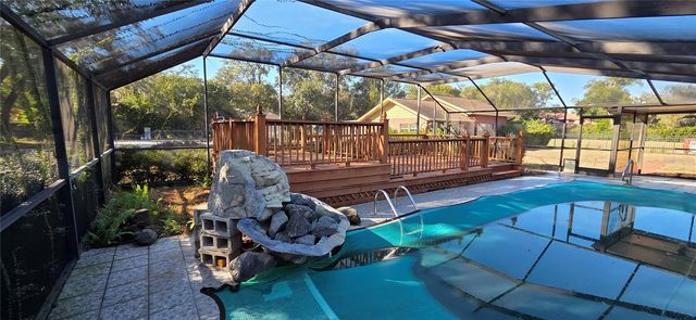 1702 S MILLER ROAD, Valrico, FL 33594