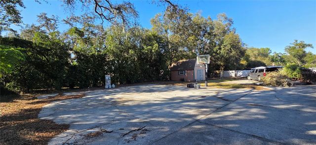 1702 S MILLER ROAD, Valrico, FL 33594