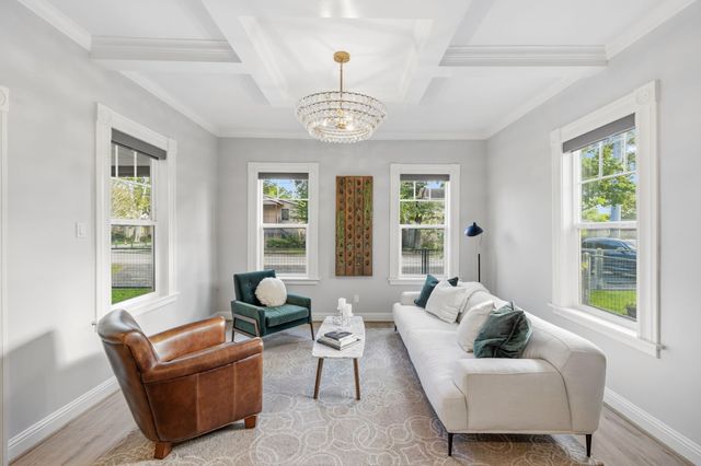 801 W 13th Street, Houston, TX 77008