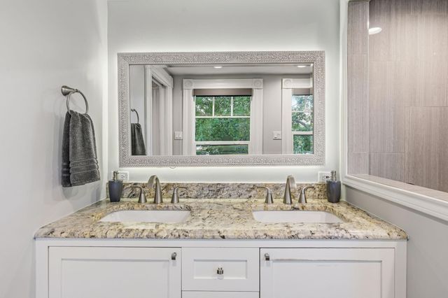 801 W 13th Street, Houston, TX 77008