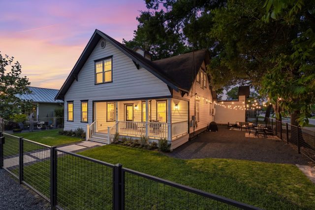 801 W 13th Street, Houston, TX 77008