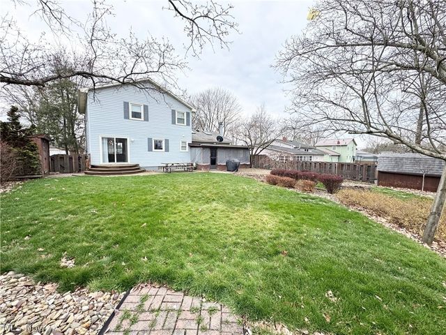 1945 Farmdale Avenue, Mineral Ridge, OH 44440